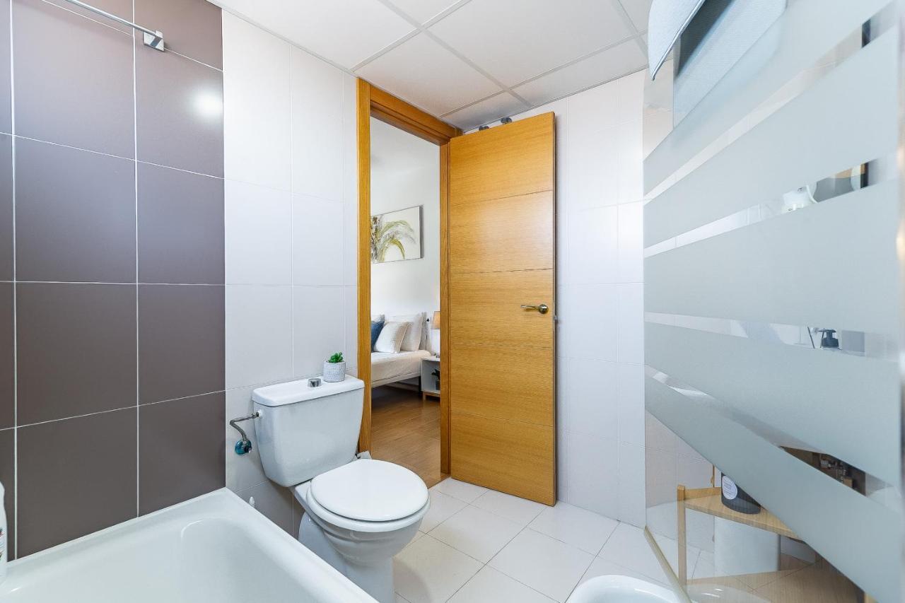 מאלגה Modern Beach Apartment Valparaiso With Parking מראה חיצוני תמונה